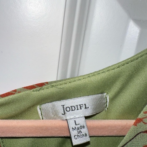 Lot of 2 size large Jodifl dresses. Like New. - Picture 3 of 4